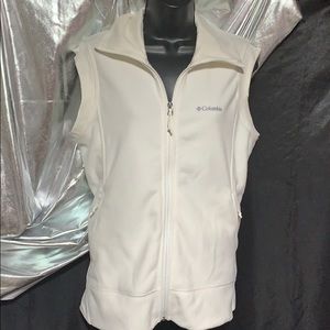 Columbia fleece vest